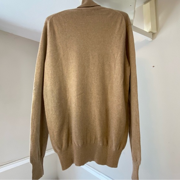 State Cashmere brand tan Cashmere Turtleneck Sweater in M/L - Picture 8 of 11